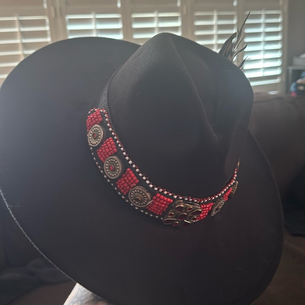 Adjustable, beautiful, handmade hat